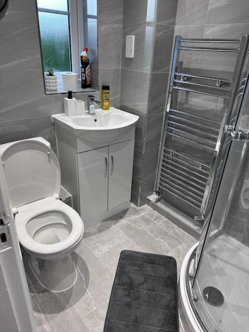 Luxury 4 Bed House In Coventry Villa Dış mekan fotoğraf