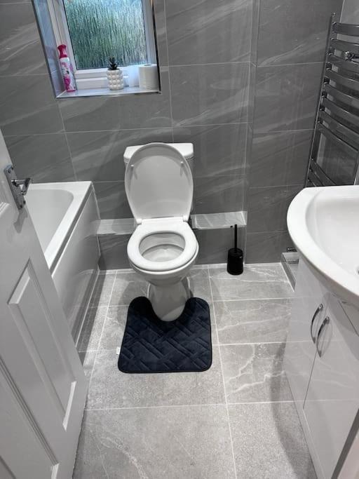 Luxury 4 Bed House In Coventry Villa Dış mekan fotoğraf
